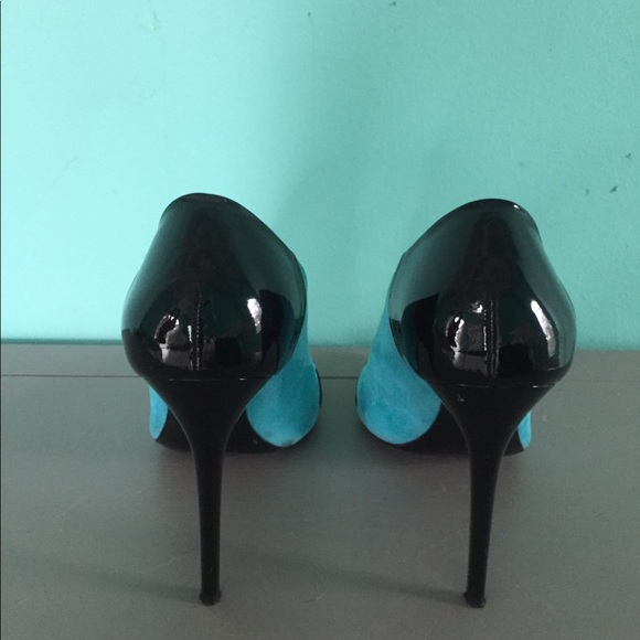 Gianmarco Lorenzi Peep-Toe Pum - Picture 4 of 7
